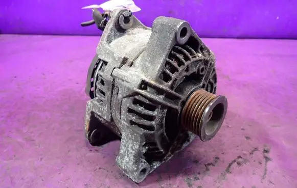 Opel Vectra C Generator/alternator 