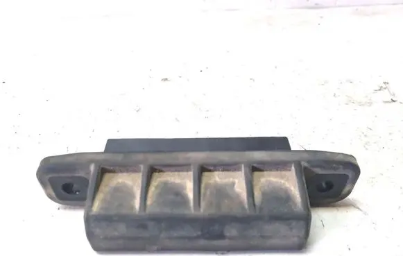 Toyota Avensis T270 Tailgate opening switch