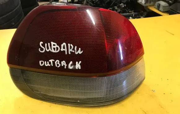 Subaru Legacy Rear/tail lights