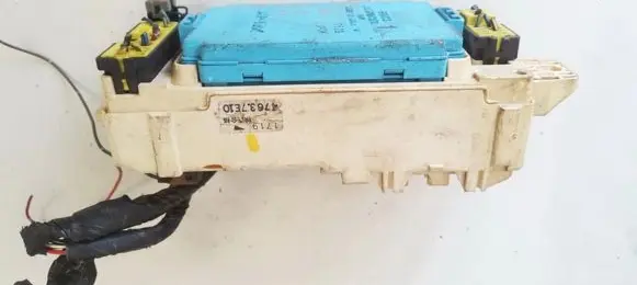 Mitsubishi Galant Fuse box set MR24316
