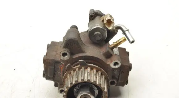 Volvo V50 Fuel injection high pressure pump 9676289780