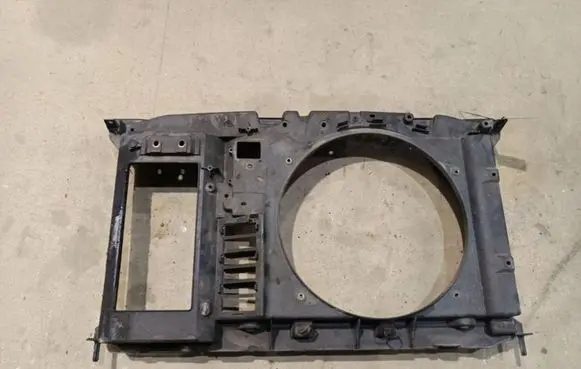 Citroen C4 Grand Picasso Radiator cooling fan shroud 9658574780