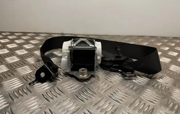 BMW 4 F32 F33 Front seatbelt 7265810 34097873C