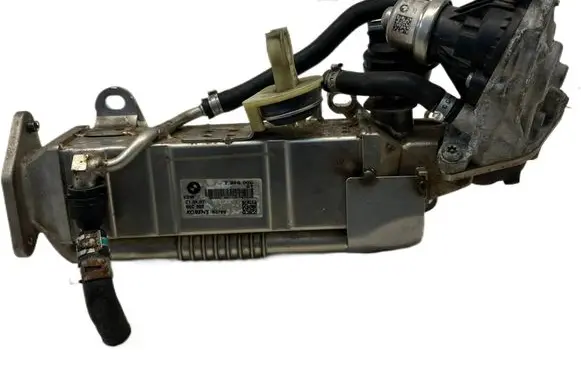 Toyota Avensis T270 EGR valve cooler 7926006 8513132