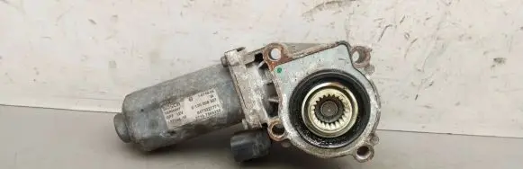 BMW X5 E53 Gearbox-reducer motor 0130008507