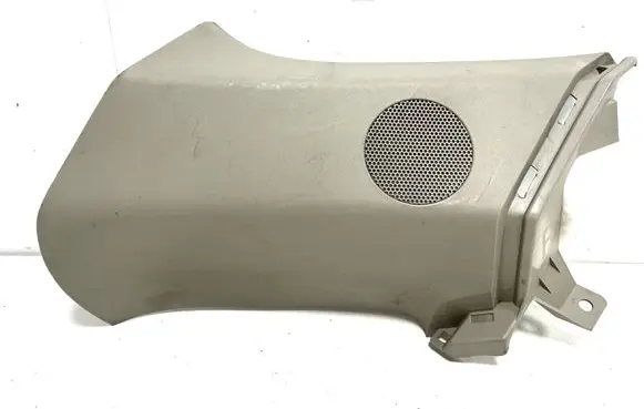 Mazda CX-7 (D)pillar trim (top) EG2268281 K3006