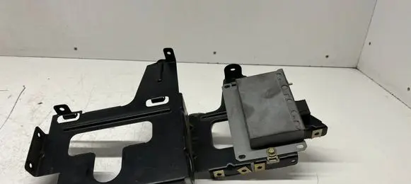 BMW 3 E46 Navigation GPS unit bracket/holder 8370932