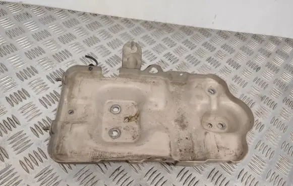 Chevrolet Captiva Battery tray 
