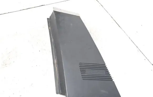 Citroen CX (C) pillar trim 955707868
