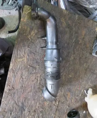 Peugeot 208 Intercooler hose/pipe