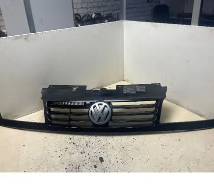 Volkswagen Sharan Front bumper upper radiator grill 7MO853651