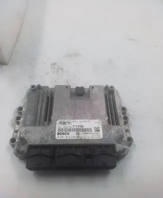 Mazda 3 I Engine control unit/module 6M6112A650BB 0281012530