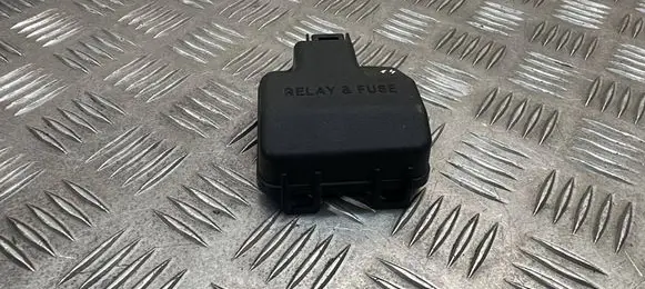 Lexus UX Fuse box cover 56611Q1