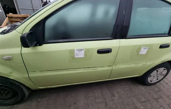 Fiat Panda II Front door
