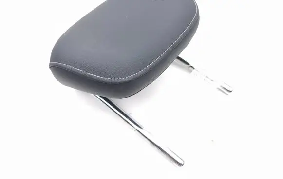 Audi Q4 Sportback e-tron Rear seat headrest