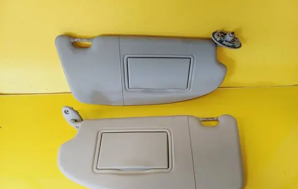 Ford Focus Sun visor