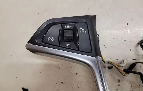 Opel Insignia A Steering wheel buttons/switches 13268686 13352971