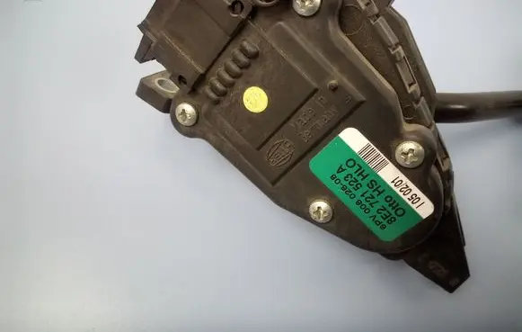 Audi A4 S4 B6 8E 8H Accelerator throttle pedal 8E2721523A