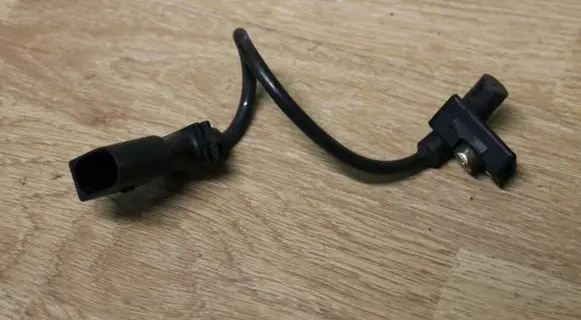BMW 3 E90 E91 Crankshaft position sensor 0281002477
