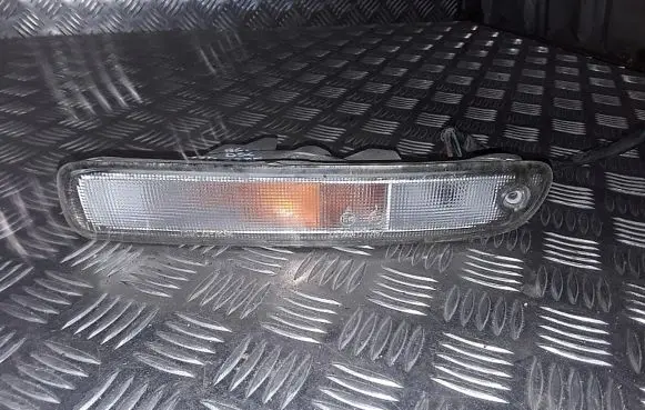 Mazda 323 F Front indicator light 121534B