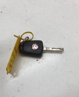 Opel Zafira B Ignition key/card 