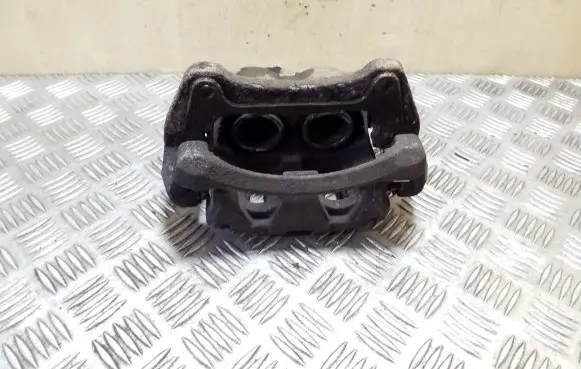 Honda CR-V Front brake caliper