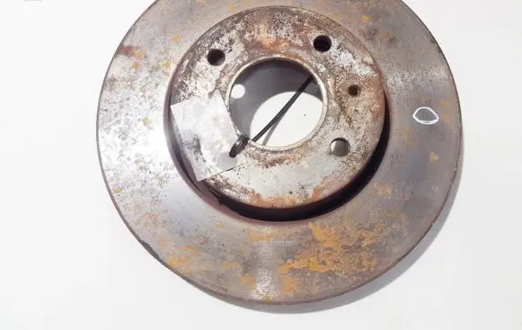 Volvo S40, V40 Front brake disc ventiliuojamas