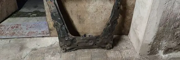 Nissan Leaf II (ZE1) Front subframe