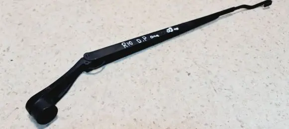 KIA Rio Front wiper blade arm U9693RDR JBRHD1805