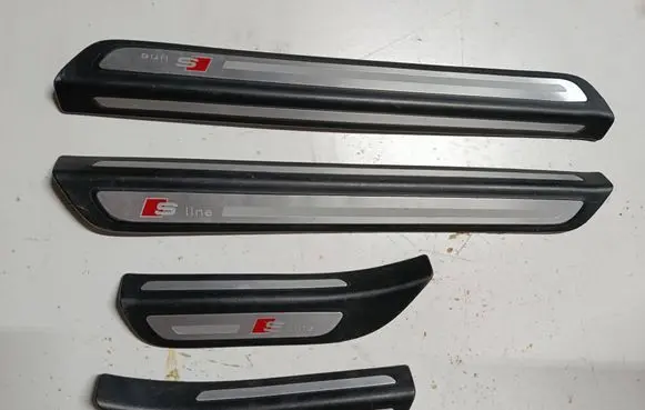 Audi Q5 SQ5 sill trim set (inner) 8R0853373 8R0853373C