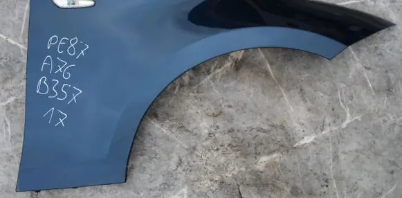 BMW 1 E82 E88 Fender