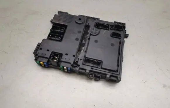 Peugeot 206 Comfort/convenience module 9626460880