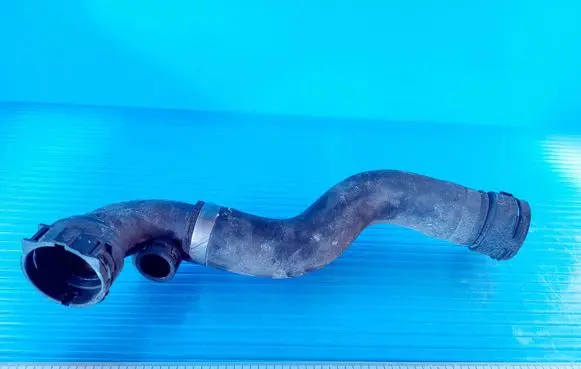 BMW 5 E60 E61 Engine coolant pipe/hose 1436373