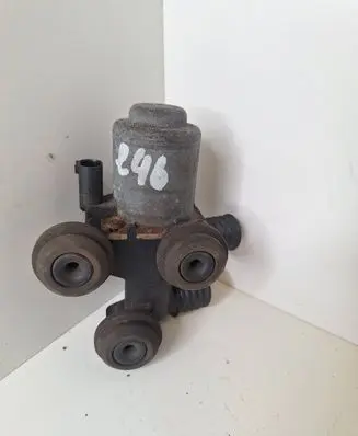Coolant heater control valve