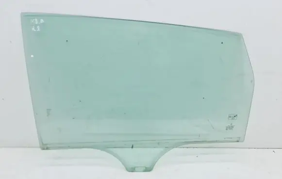 Mercedes-Benz B W246 W242 Rear door window glass