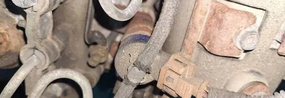 Toyota Yaris Fuel injector 0445110215 2367033030