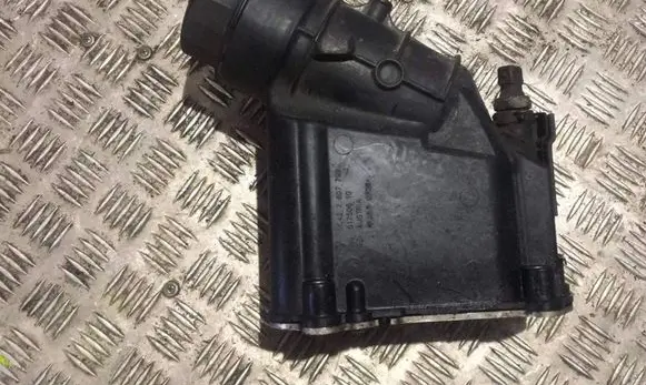BMW X1 E84 Oil filter mounting bracket 70346292
