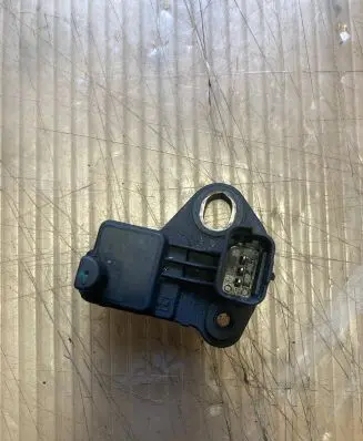 Peugeot 4007 Crankshaft position sensor 9637466980 2967