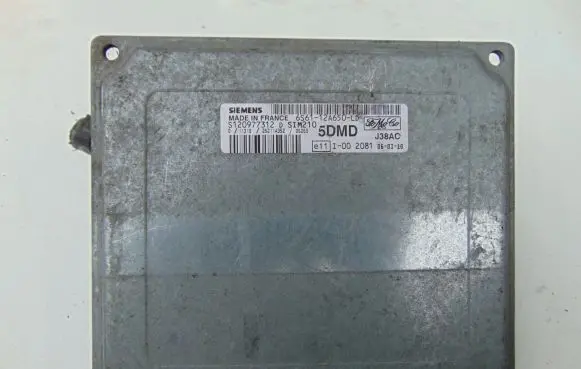 Ford Focus Engine control unit/module 6S6112A650LD