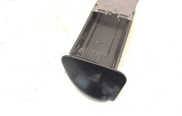 Ford Focus Car ashtray 2M5XA04810AAW