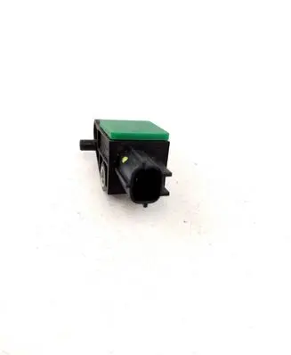 Volkswagen PASSAT B7 Airbag deployment crash/impact sensor 27121606