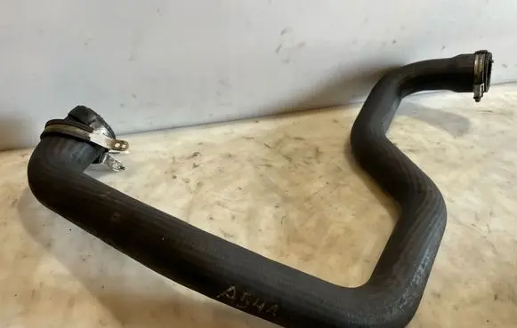 Intercooler hose/pipe