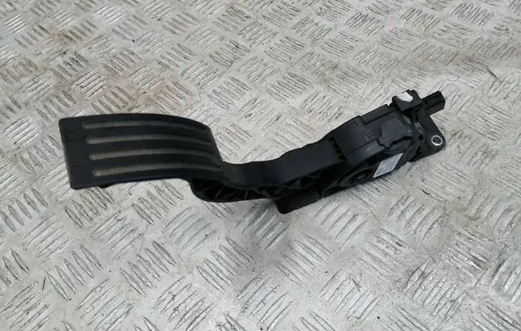 Ford Focus Accelerator throttle pedal BV619F836AB 6PV01036830