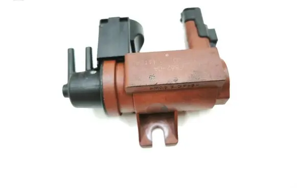 Ford Kuga II Turbo solenoid valve 6G9Q9E882CA