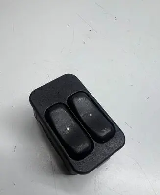 Opel Astra G Electric window control switch 90561086 13363201 90561088