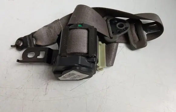 Jeep Grand Cherokee (WK) Front seatbelt 5HQ37BD5AH