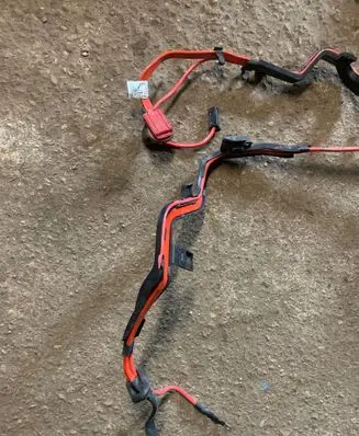 BMW 1 F20 F21 Positive cable (battery) 9316575