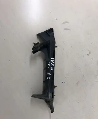 Seat Ibiza IV (6J,6P) Front bumper mounting bracket 6J0807184