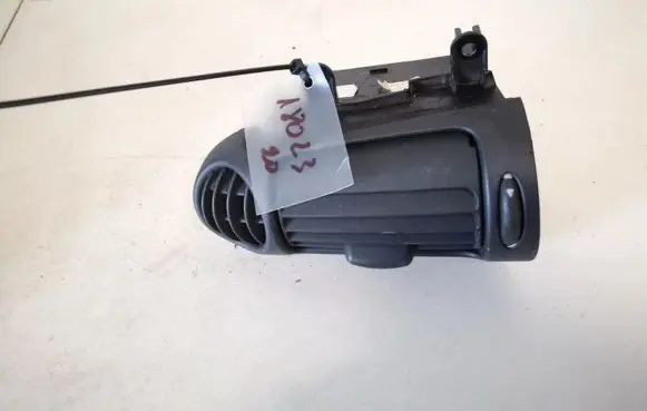 Mercedes-Benz C W203 Dash center air vent grill a2038300254