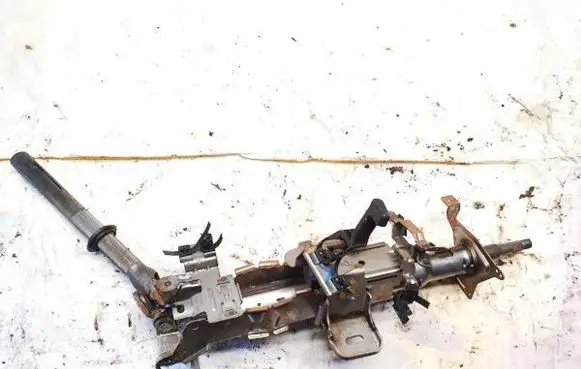 Nissan Primera Steering wheel axle